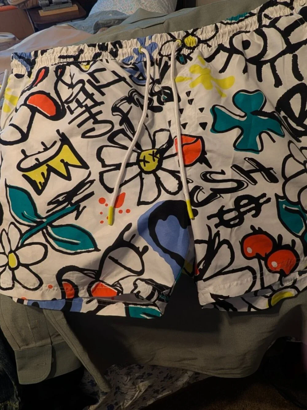 No Boundaries men's 2XL 2pc Set White Doodle Nylon Printed Swim Shorts/Shirt NWT